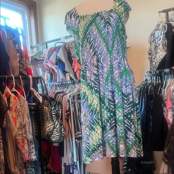 Chelsea Suite White Women's Dress - Size 16 - Picture 2 of 9